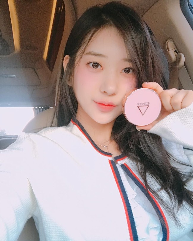 Tak hanya didaulat jadi model barang-barang fashion, Jae Eun juga kerap kali jadi model dan endorse beberapa produk kecantikan. Foto: Instagram