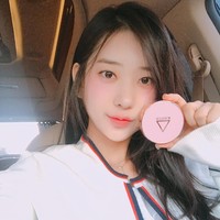 Tak hanya didaulat jadi model barang-barang fashion, Jae Eun juga kerap kali jadi model dan endorse beberapa produk kecantikan. Foto: Instagram