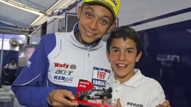 Marquez kecil bertemu dengan Valentino Rossi