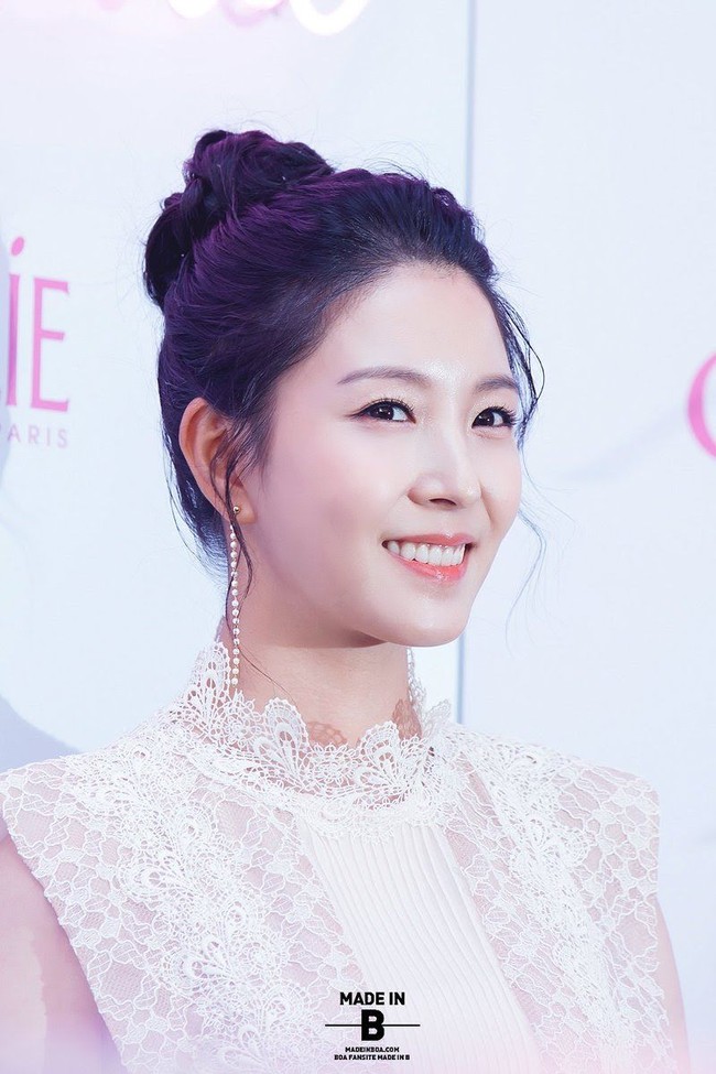 Ratu K-Pop BoA memulai karirnya di awal tahun 2000-an. Dia memulai debutnya beberapa dekade sebelum K-Pop masuk ke industri musik utama internasional. Selain bakatnya yang luar biasa, penampilan BoA telah membuatnya tetap berada di atas. Foto: Istimewa