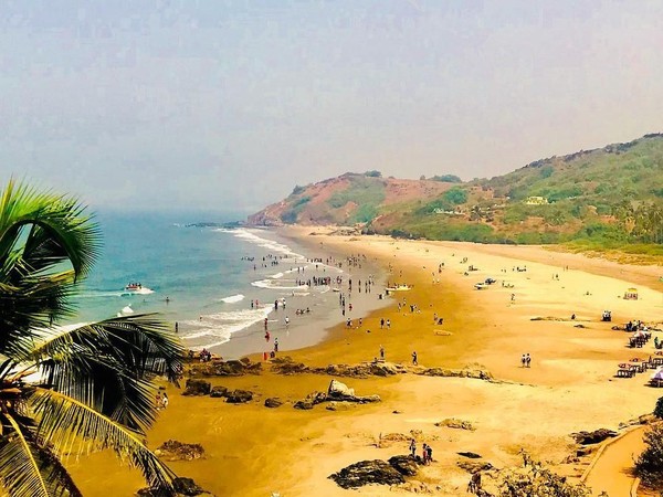 Namanya Pantai Vagator, sebutannya adalah the most beautiful beach in north Goa. Predikat tersebut disematkan karena pantai ini bukan hanya bersih tapi juga sangat tenang. Mau ke sini? (hemantrout//Instagram)