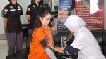 Ekspresi Jennifer Dunn Saat Cek Kesehatan Sebelum ke Kejaksaan