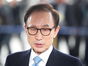 Didakwa Korupsi, Eks Presiden Korsel Terancam Bui Seumur Hidup