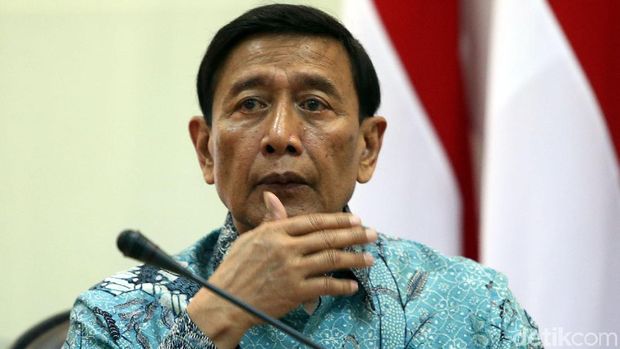 Menko Polhukam Wiranto yang pernah menjabat sebagai Menhankam/Pangab pada 1998.