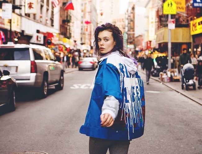 Setelah perpisahannya dengan suami konglomeratnya itu, tampak Liza lebih menikamati kehidupan bebasnya. Ia pun melanjutkan profesinya sebagai model. Foto: Instagram