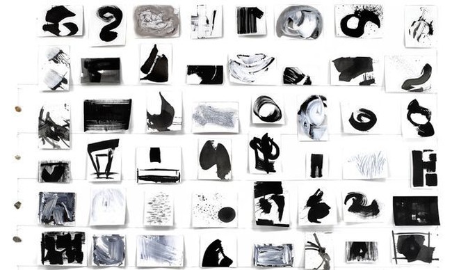 Lucy Liu. Salah satu karya menarik pelukis berusia 46 tahun ini adalah lukisan dengan judul Seventy Two. Dinamakan demikian karena terdiri dari 72 tinta dan lukisan akrilik di dalam kertas, dan juga lukisan ini terinspirasi dari 72 nama dewa. Foto: istimewa