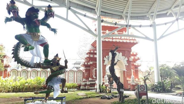 5 Ogoh-ogoh Bikin Heboh Bandara Ngurah Rai Bali Jelang Nyepi