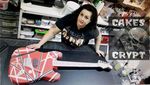 Keren! Kue-kue Ini Bentuk dan Ukurannya Persis Gitar Asli