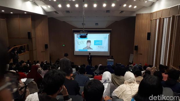 Kuliah Umum di ITB, TGB Ajak Mahasiswa Bijak Gunakan Medsos