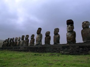 Misteri Patung-patung Aneh dari Pulau Paskah