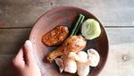 Huaah! Pedas Gurih Ayam Penyet Pilihan Netizen