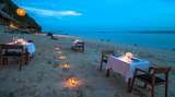 10 Restoran Ini Punya Seafood, Pantai dan Sunset Keren di Bali