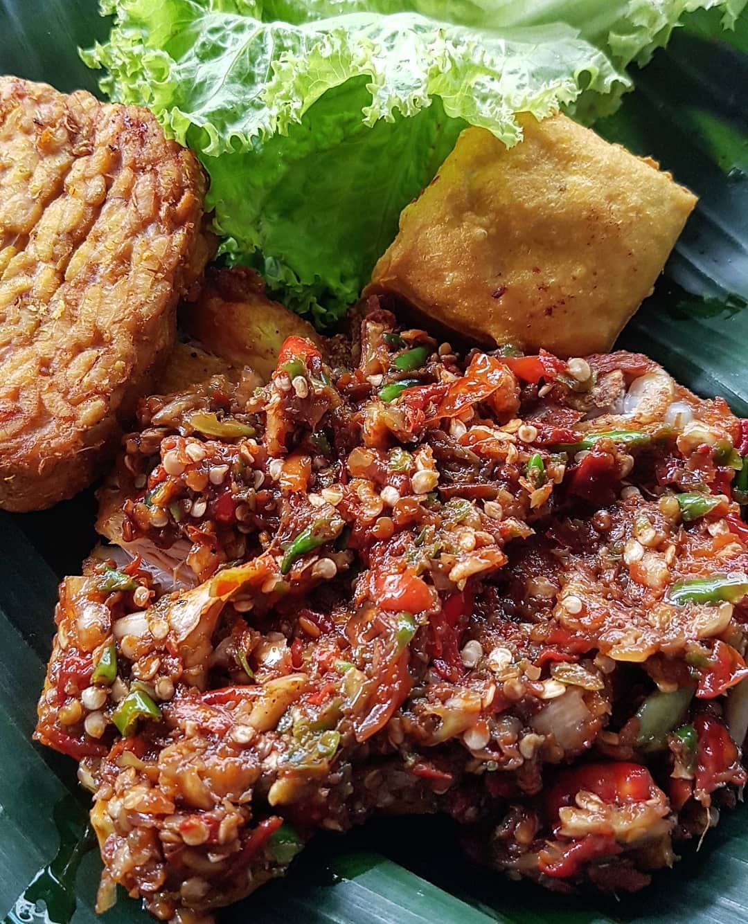 Ayam Penyet Enak