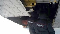 Ini penampakan bagian pesawat yang rusak dan mengakibatkan 3 ton emas jatuh dari langit