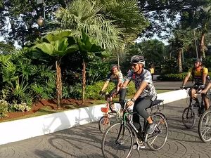 Ikut Bike Friday Seperti Sandi Uno? Dokter: Pemula Jangan Paksakan Diri