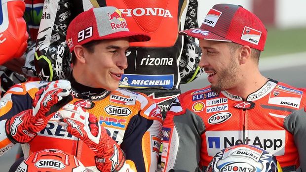 Andrea Dovizioso [kanan] harus memulai kualifikasi MotoGP Argentina dari sesi pertama.