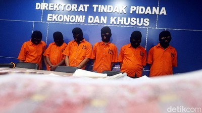 Enam Pembuat dan Pengedar Uang Palsu Dibekuk
