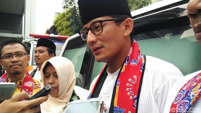 Sandiaga Usul Dana Zakat untuk Bangun Hotel dan Rumah Sakit Sandiaga Usul Dana Zakat untuk Bangun Hotel dan Rumah Sakit