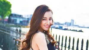Selain Dilraba Dilmurat, Ini Wanita Suku Uighur yang Cantiknya Bak Bidadari