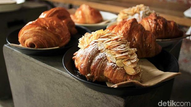 Mencicipi croissant nikmat (Randy/detikTravel)