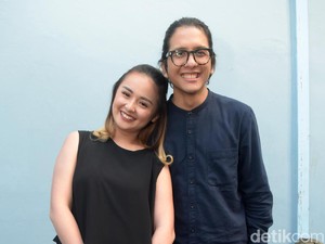 Sama-sama Berjuang, Joanna Alexandra Semangati Denada
