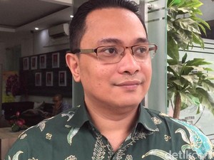 Jack Lapian Akan Dimakamkan di TPU Kampung Kandang Jaksel Siang Ini
