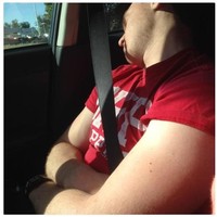 Ini mungkin reaksi suami atau pacar ketika Anda minta diantar ke Sephora. Foto: Instagram/Twitter