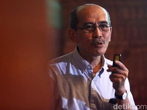 Faisal Basri Sindir Proyek Ibu Kota Jalan Terus di Tengah Corona