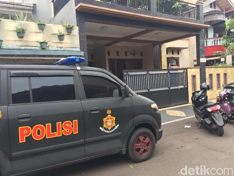 Perampokan di Duren Sawit Hanya Rekayasa, Pembantu Jadi Tersangka Perampokan di Duren Sawit Hanya Rekayasa, Pembantu Jadi Tersangka