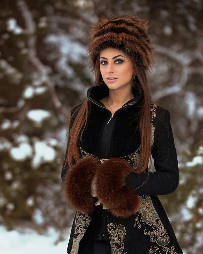 Berendam di air dingin melancarkan aliran darah ke organ dalam dan mengaktifkan sirkulasi.  Foto: Instagram