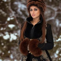 Berendam di air dingin melancarkan aliran darah ke organ dalam dan mengaktifkan sirkulasi.  Foto: Instagram