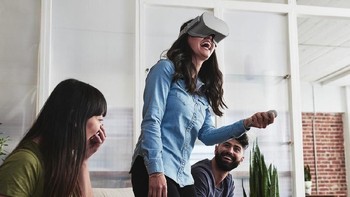 Rencananya headset ini akan dirilis di awal bulan Mei 2018, bersamaan dengan event F8. Foto: istimewa