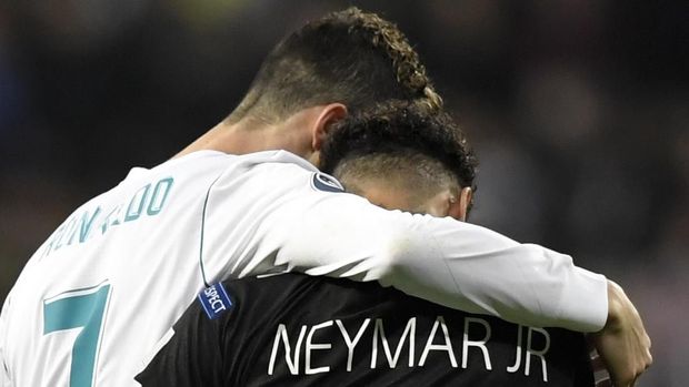 5 Instagram Pesepakbola yang Diikuti Ronaldo, Messi Tak Ada - CNN Indonesia