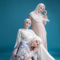  Foto-foto behind the scene (BTS) mereka pun ikut viral karena mereka bertiga memiliki banyak fans yang cukup fanatik. Foto: Instagram