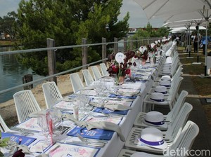 Meja Makan Siang Terpanjang di Dunia, Cuma di Australia