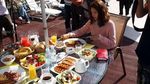 Tetap Cantik! Lihat 10 Momen Member SNSD Saat Bersama Makanan