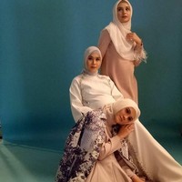 Zaskia Adya Mecca sedang mengandung anak keempat di usianya yang belum menginjak 30 tahun. Maka tak heran, jika ia masih sering tampil kasual di kesehariannya. Foto: Instagram