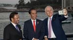 Jokowi Diajak Selfie (Lagi) Bareng Turnbull dan Pemimpin ASEAN