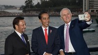 Jokowi selfie bersama Malcolm Turnbull dan  Sultan Brunei Darussalam Sultan Haji Hassanal Bolkiah Muizzaddin Waddaulah.