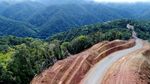 Penampakan Jalan Trans Papua, dari yang Rusak Sampai Mulus