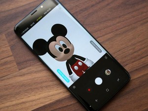 Sekarang AR Emoji Bisa Pakai Wajah Mickey Mouse cs