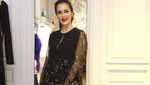 Sisterhood! Kompaknya Julie Estelle dan Cathy Sharon