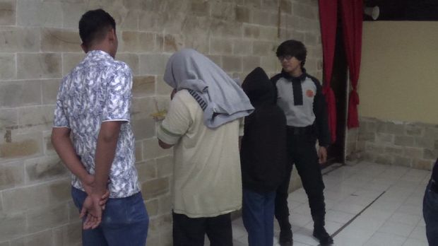 Polisi Bekuk 2 Pengedar Ribuan Pil Koplo Ke Remaja Di Makassar
