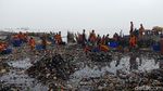 Foto: Berjibaku Gempur Sampah di Teluk Jakarta