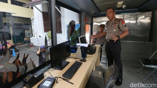 Bus 'Polisi Suroboyo Sobo Kelurahan' Siap Bantu Layani Warga