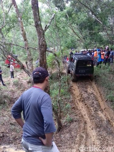 Mengintip Ajang Uji Nyali Off Roader di Pacitan