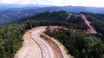Penampakan Jalan Trans Papua, dari yang Rusak Sampai Mulus