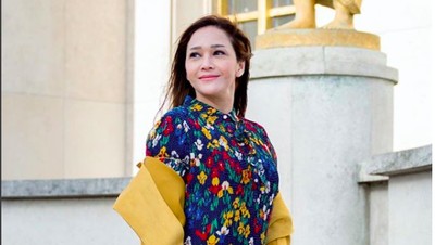 Intip Gaya Super Stylish Maia Estianty di Paris