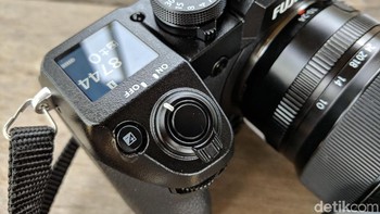 Untuk merekam video, X-H1 memiliki DCI 4K, kemampuan merekam video lambat 1080/120p dan F-log SD card recording.  Foto: Adi Fida Rahman/detikINET