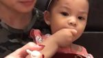 Gemes Banget! Ekspresi Lucu 10 Anak Selebriti Ini Saat Makan